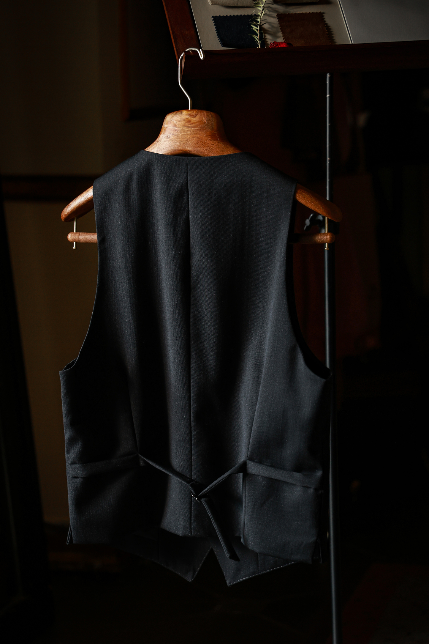 V-Neck Waistcoat in Pure Wool — Wilderness Grey