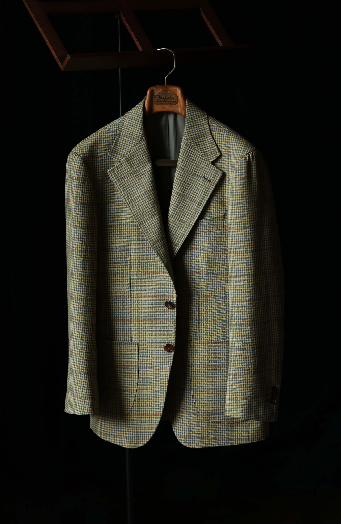 Half-Canvas Single-Breasted Suit Jacket — Old Money Vintage Check