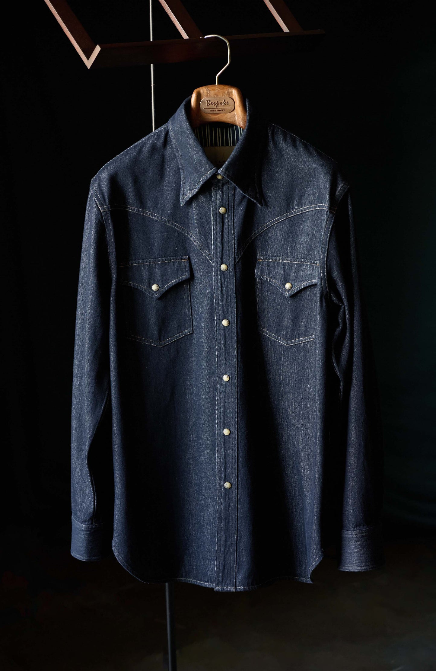 Hemp-Cotton Denim Wide Wide-Spread Collar Shirt — Vintage Indigo