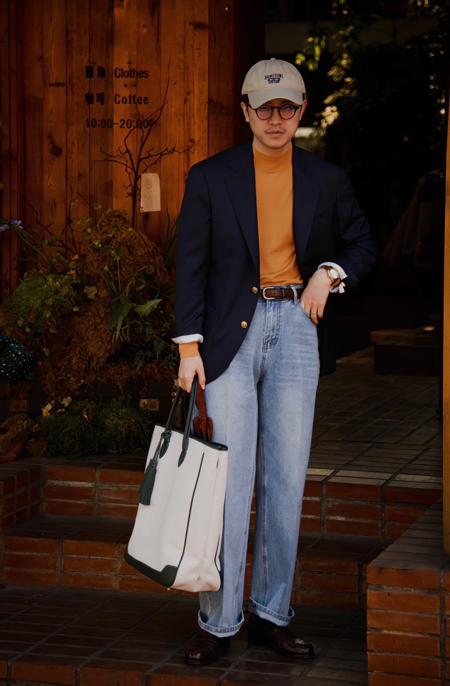 「Light Denim」Elastic-Waisted Mid-Rise Jeans