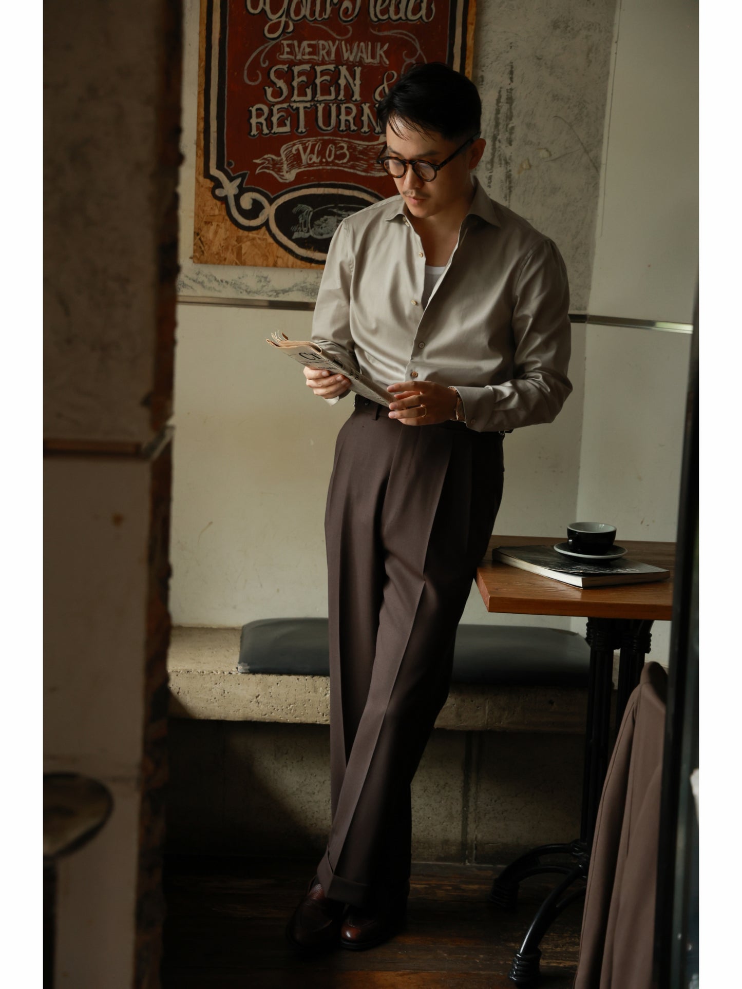 「Vintage Latte」Spread Collar Shirt