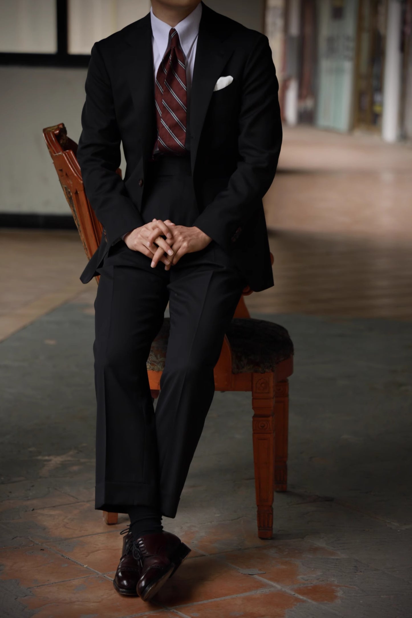 「Elegant White」Hidden Button Collar Shirt