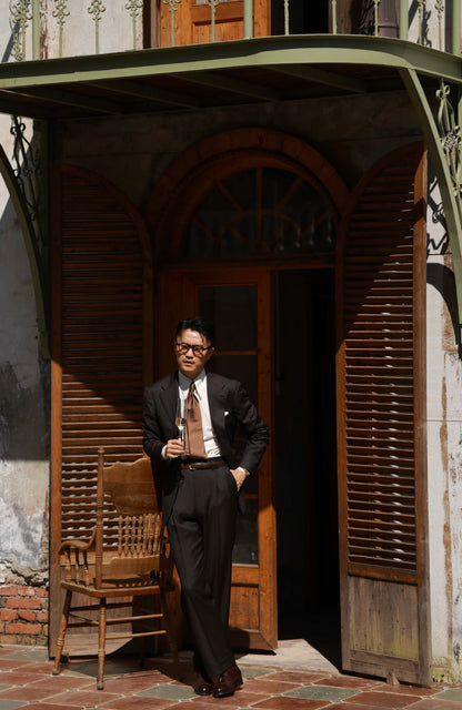 High-Waisted Suit Trousers with Hollywood-Waist — Timeless Brown