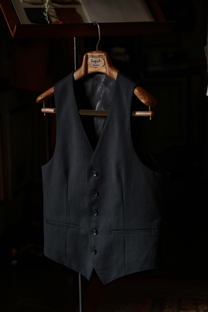 "Wilderness Gray" three-piece vest 