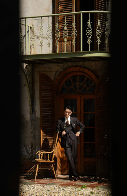 V-Neck Waistcoat in Pure Wool — Timeless Brown