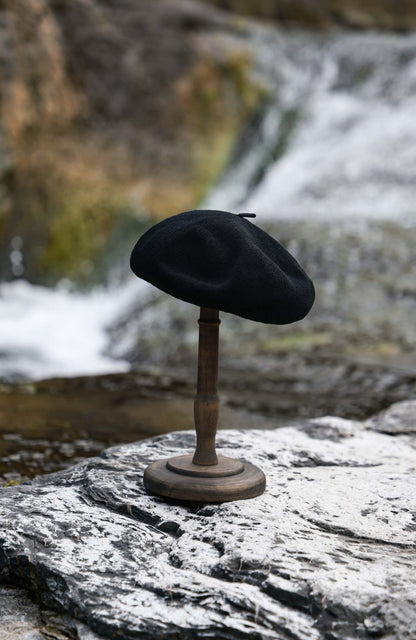 Handmade Linen Beret — Mountain Black
