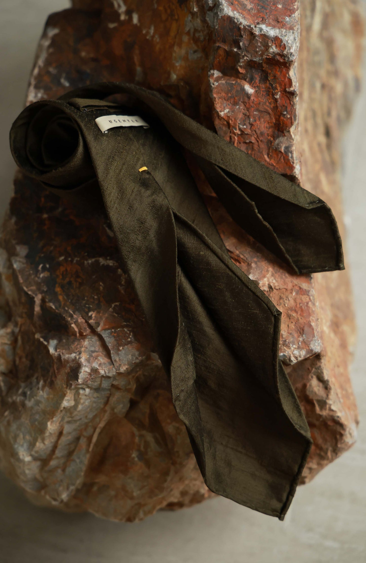 「Moss Green」Mulberry silk Three-fold Tie