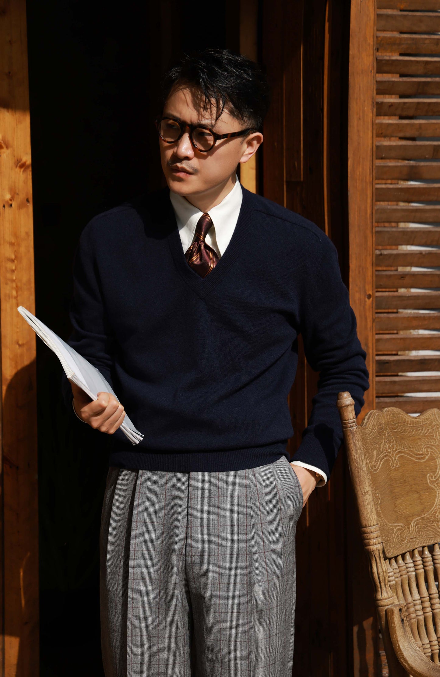 High-Waisted Wool-Cashmere V-Neck Sweater — Midnight Navy