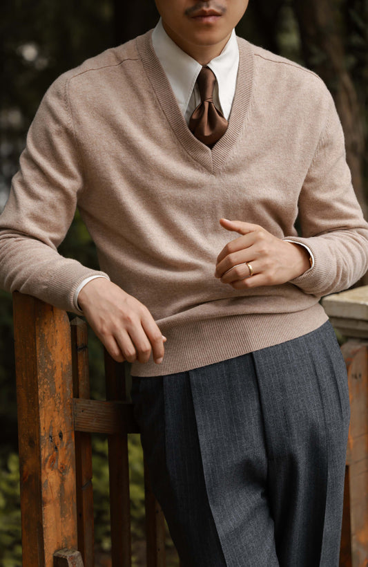 High-Waisted Wool-Cashmere V-Neck Sweater — Oatlight Beige