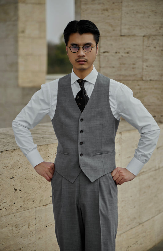V-Neck Waistcoat in Pure Wool — London Grey