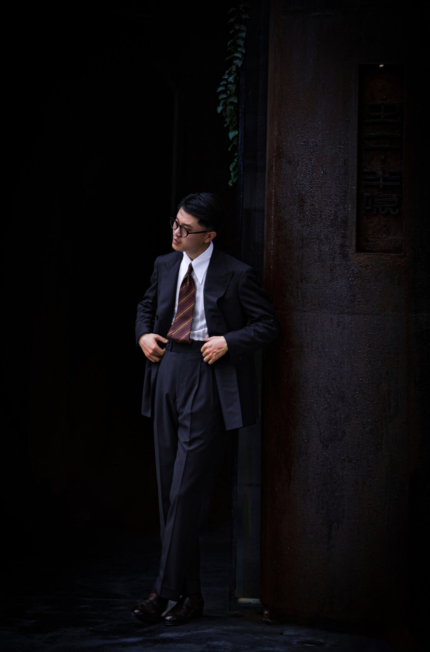 "Night Herringbone" Suit Trousers 