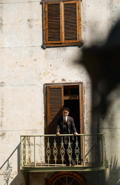 V-Neck Waistcoat in Pure Wool — Timeless Brown