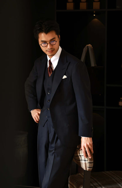 Wool-Silk Herringbone Half-Canvas Single-Breasted Suit Jacket — Abyss Blue