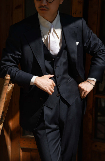 Drago Vantage Wool Herringbone Half-Canvas Single-Breasted Suit Jacket — Midnight Rain Navy