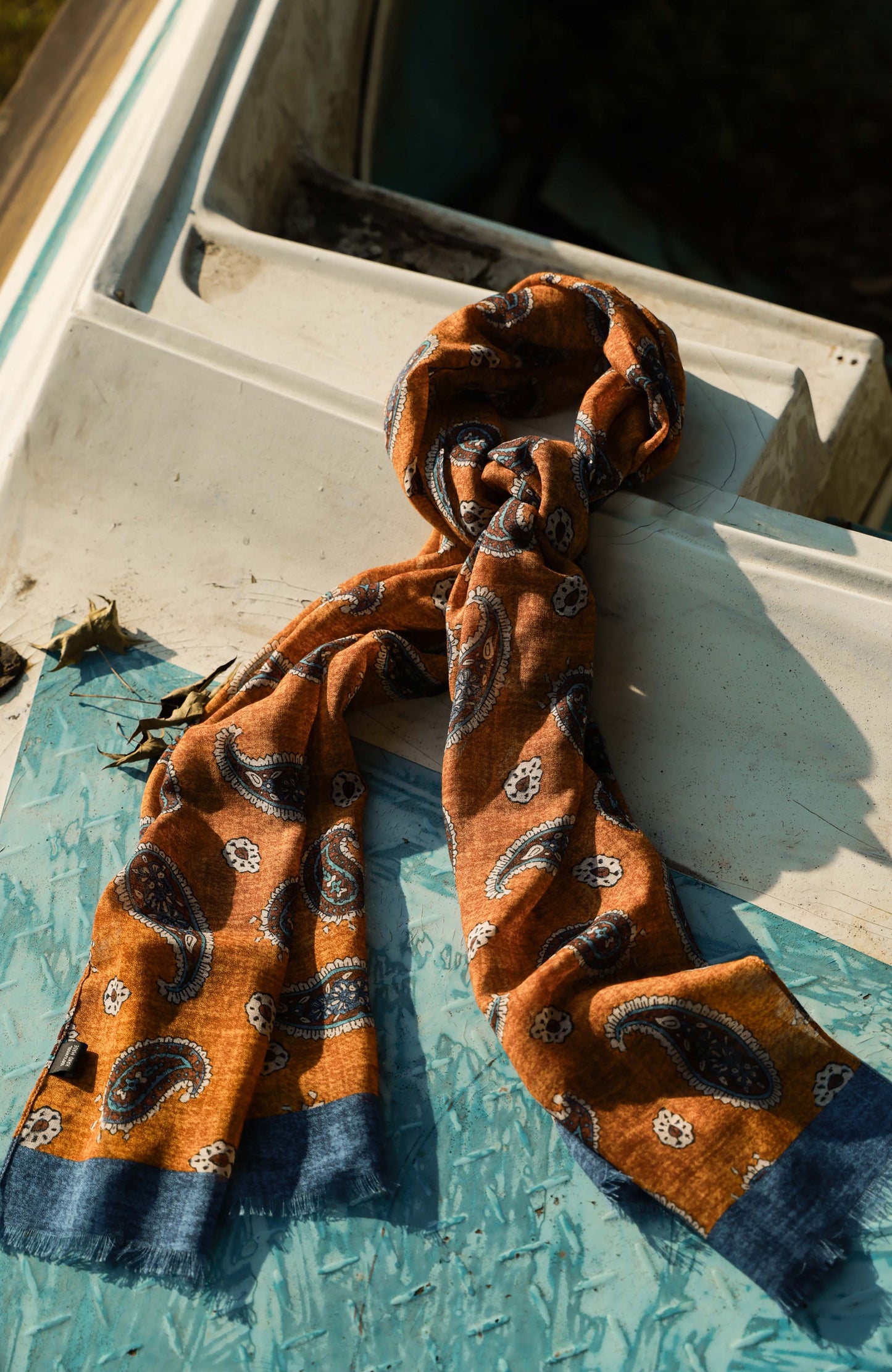 「Paisley」100% Merino Wool Shawl Scarf