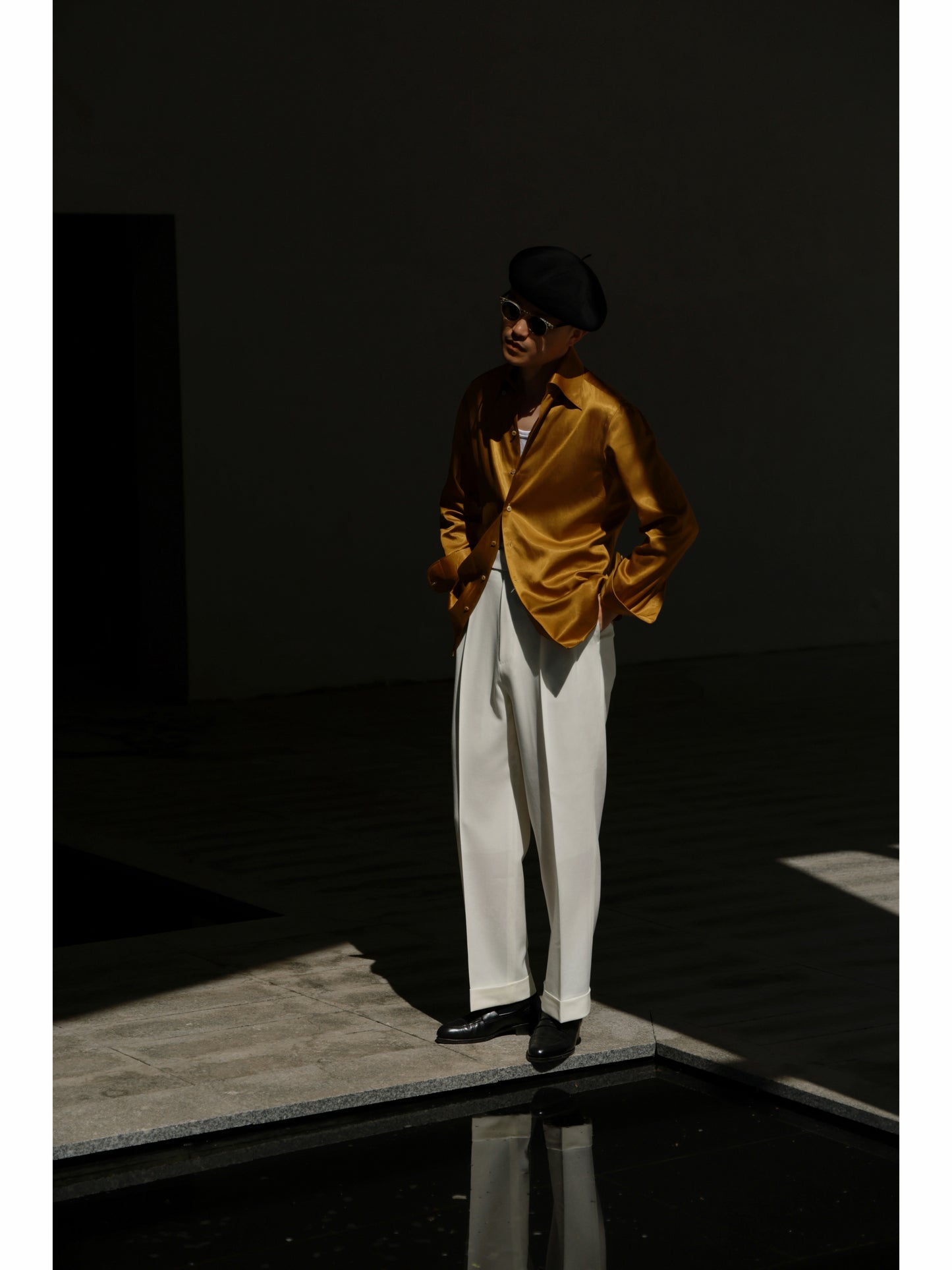 Handcrafted One-piece Collar Shirt — Floating golden