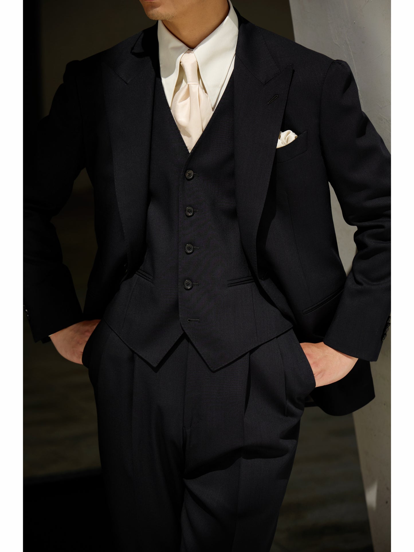 「Phantom Black」Italian-style Half-canvass Pure wool Suit Jacket