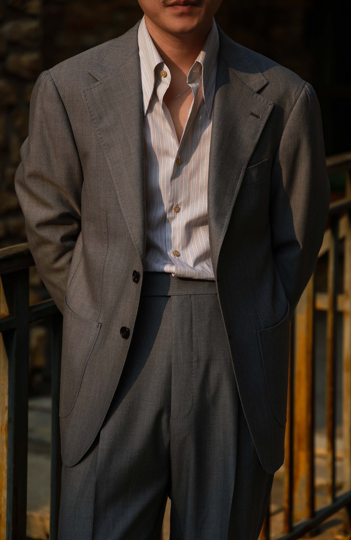 140s Merino Wool Half-Canvas Single-Breasted Suit Jacket — Stone Grey Herringbone