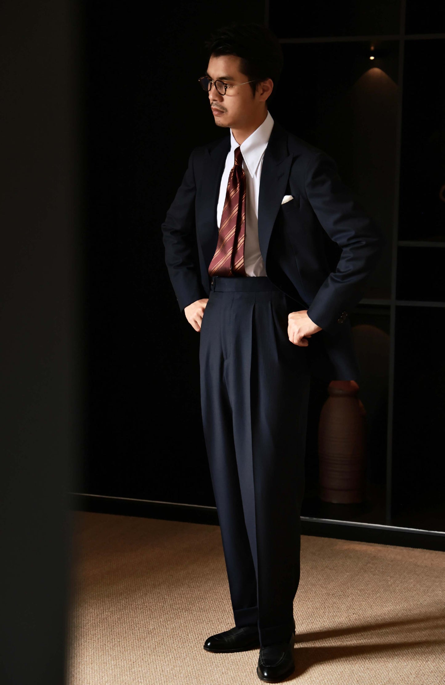Wool-Silk Herringbone Half-Canvas Single-Breasted Suit Jacket — Abyss Blue