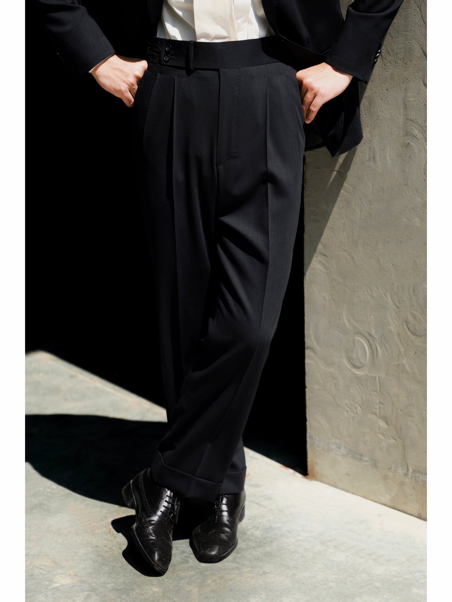 「Phantom Black」Suit Trousers with Italian-style Pure-wool Parisian Side Adjusters and High-Waisted Double-Pleated