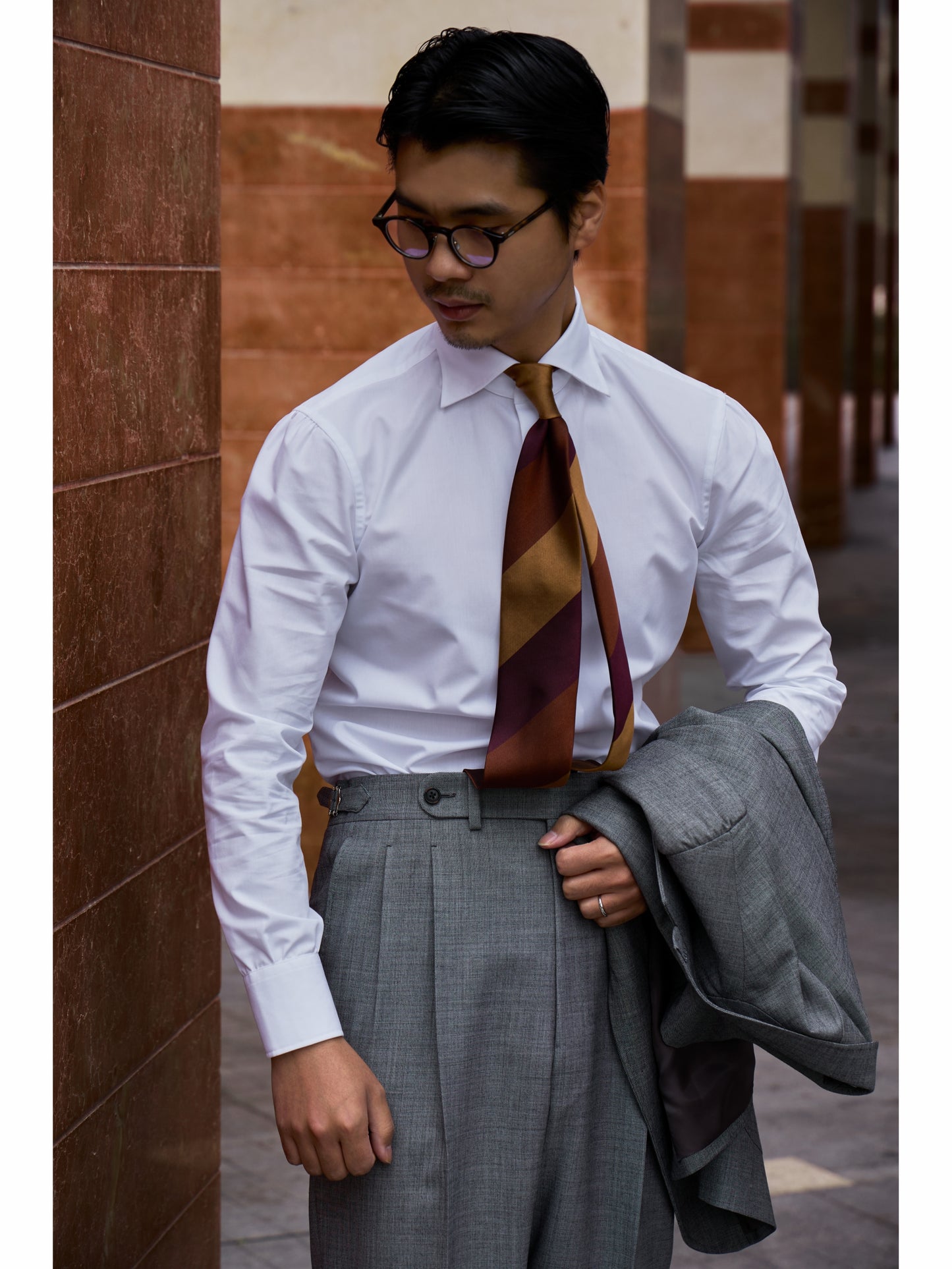 Spread Collar Shirt — White