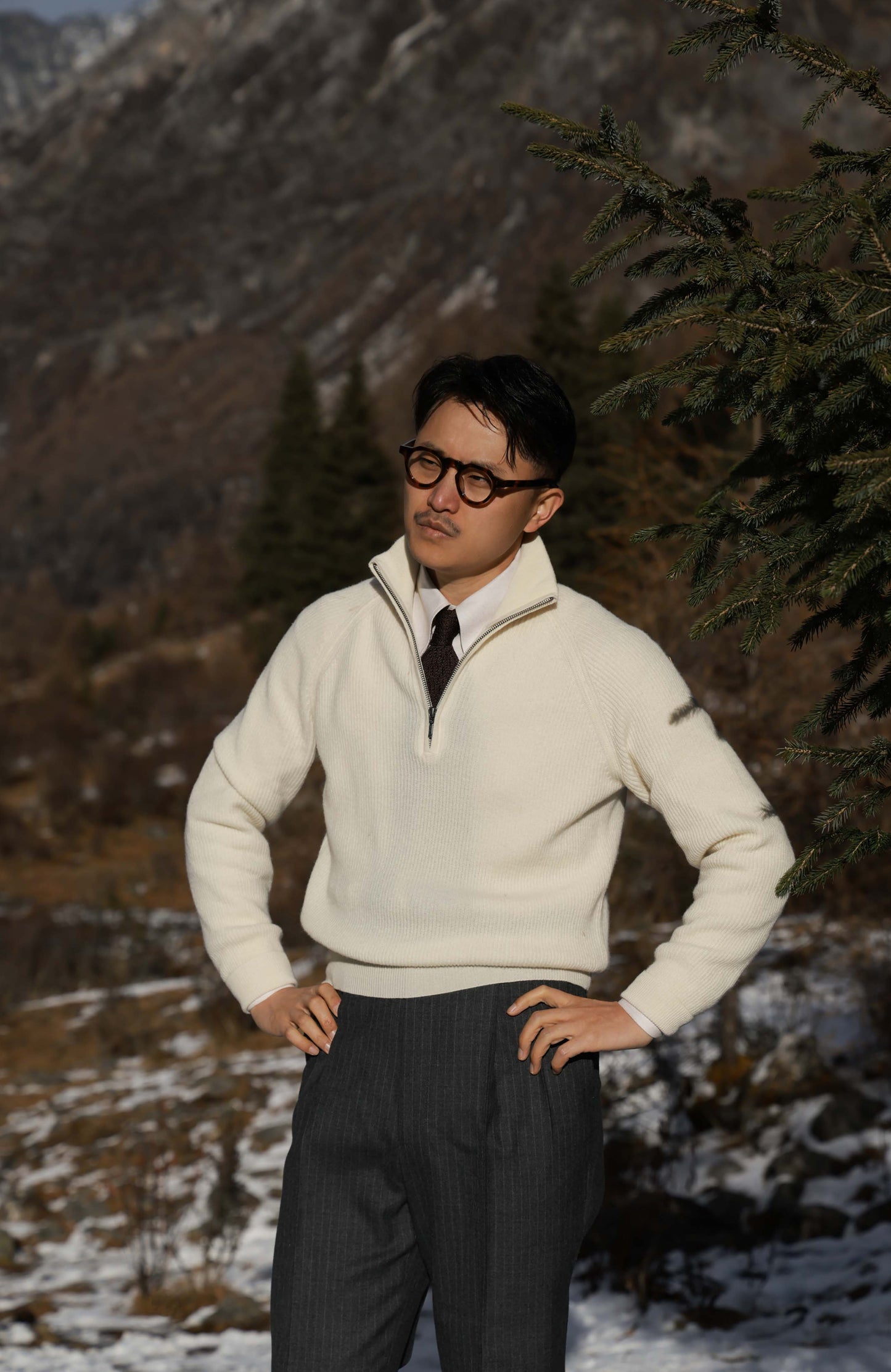 Half-Zip Wool-Cashmere Mock Neck Sweater — Off White