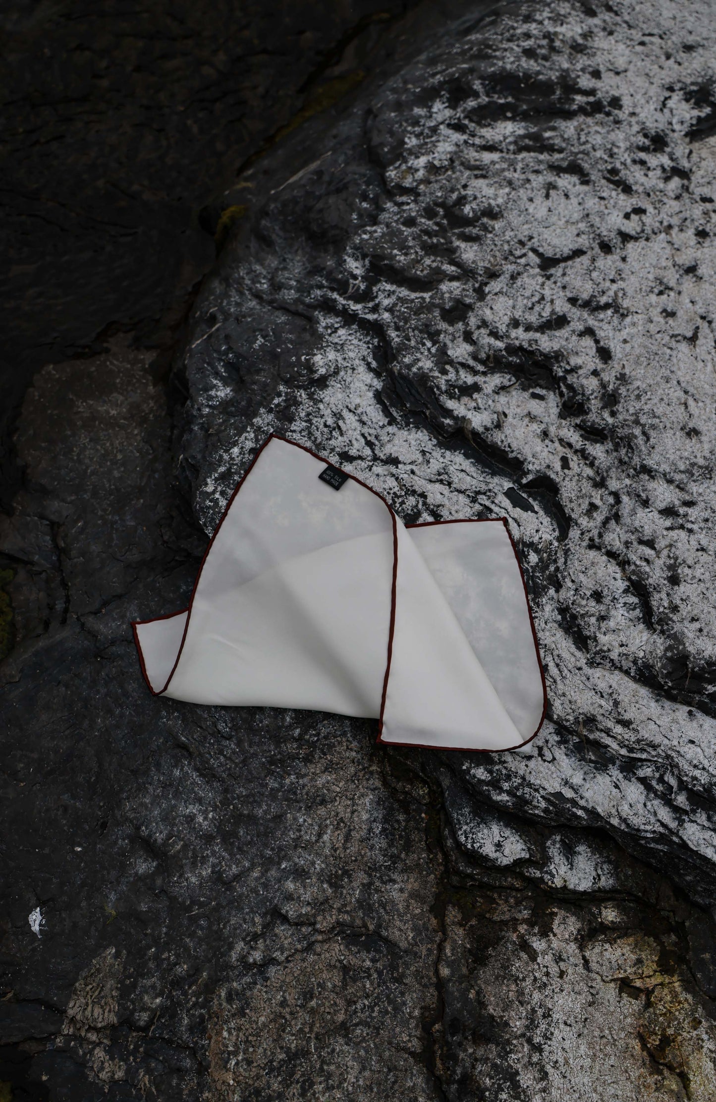 Silk Hand-Rolled Pocket Square — Alpine White