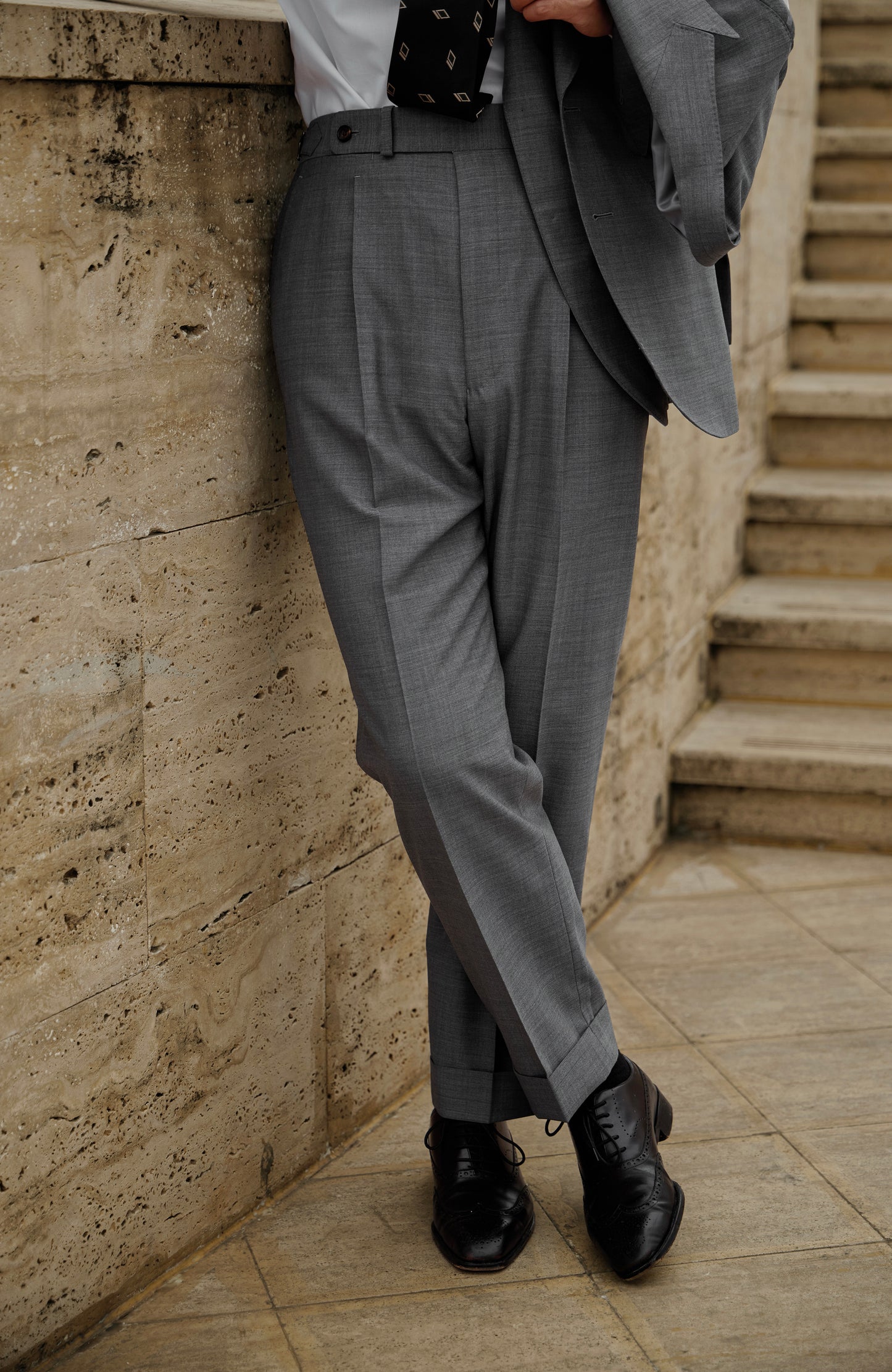 「London Grey」Suit Trousers with Merino Wool Parisian Side Adjusters and High-Waisted Single-Pleated
