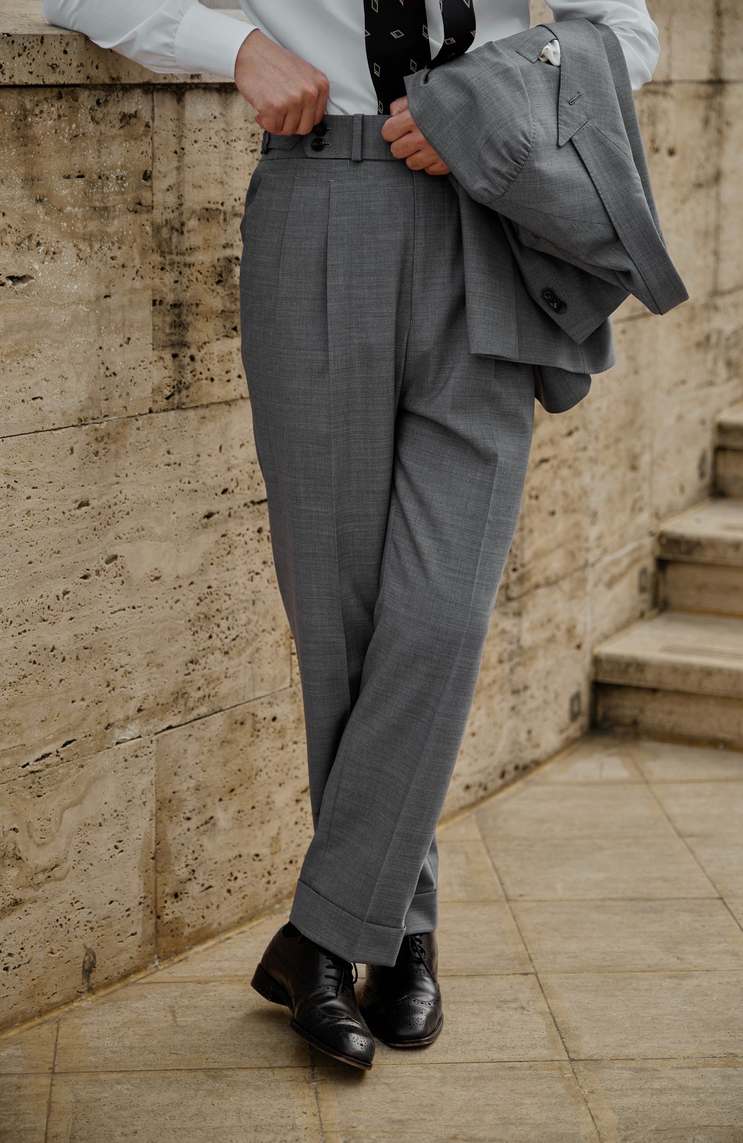 「London Grey」Suit Trousers with Merino Wool Parisian Side Adjusters and High-Waisted Double-Pleated