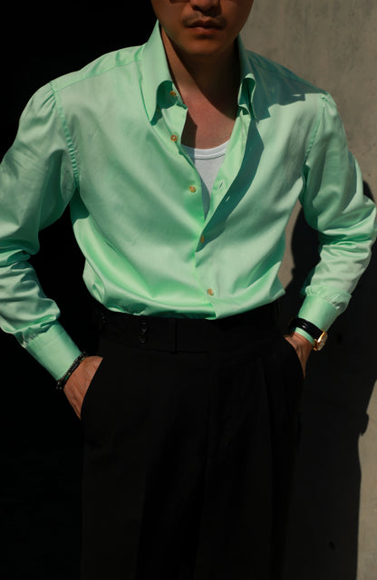 Handcrafted Wide Spread Collar Shirt — Mist Lime