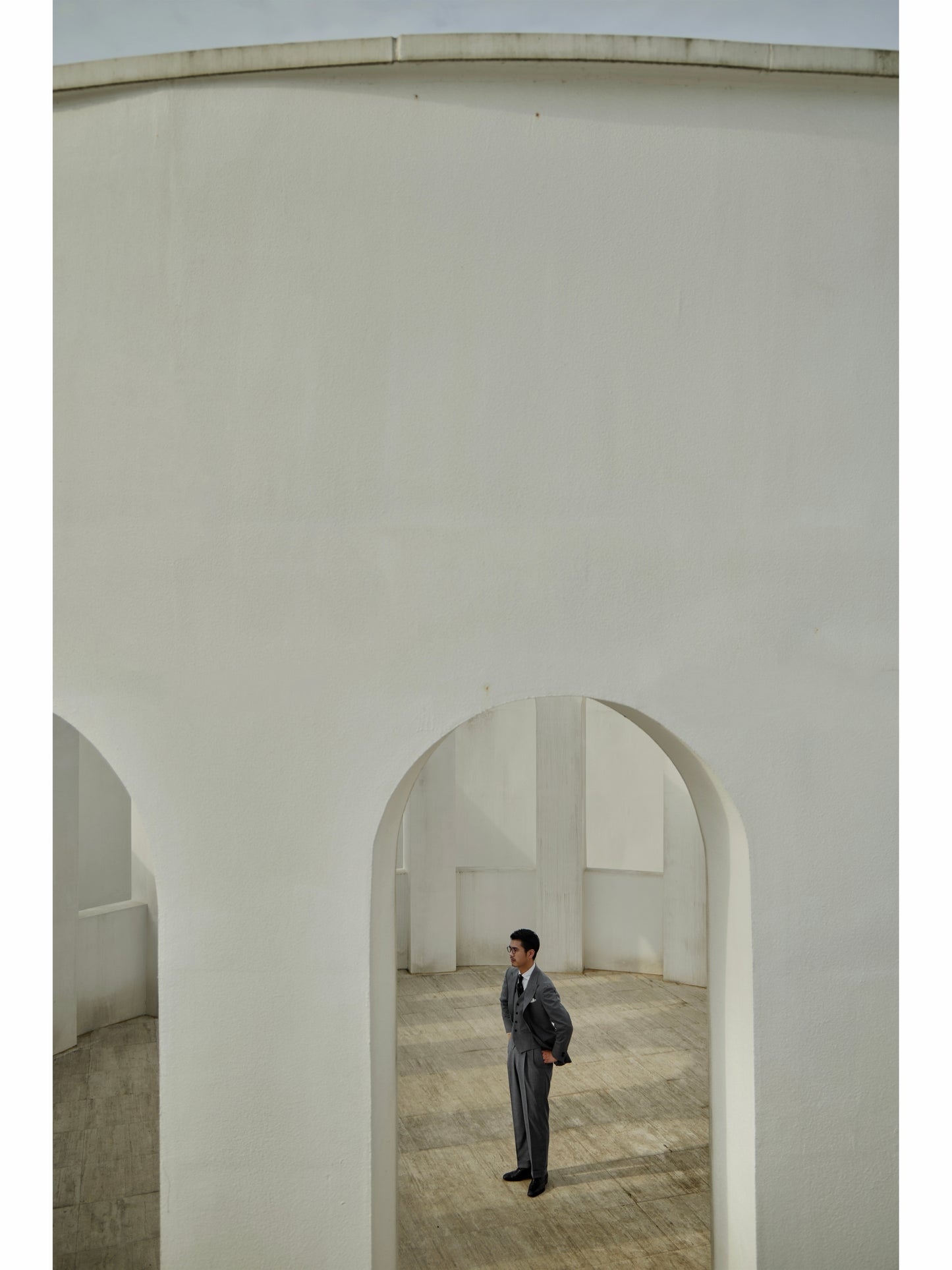 「London Grey」Italian-style Peaked Lapel Merino Wool Suit Jacket