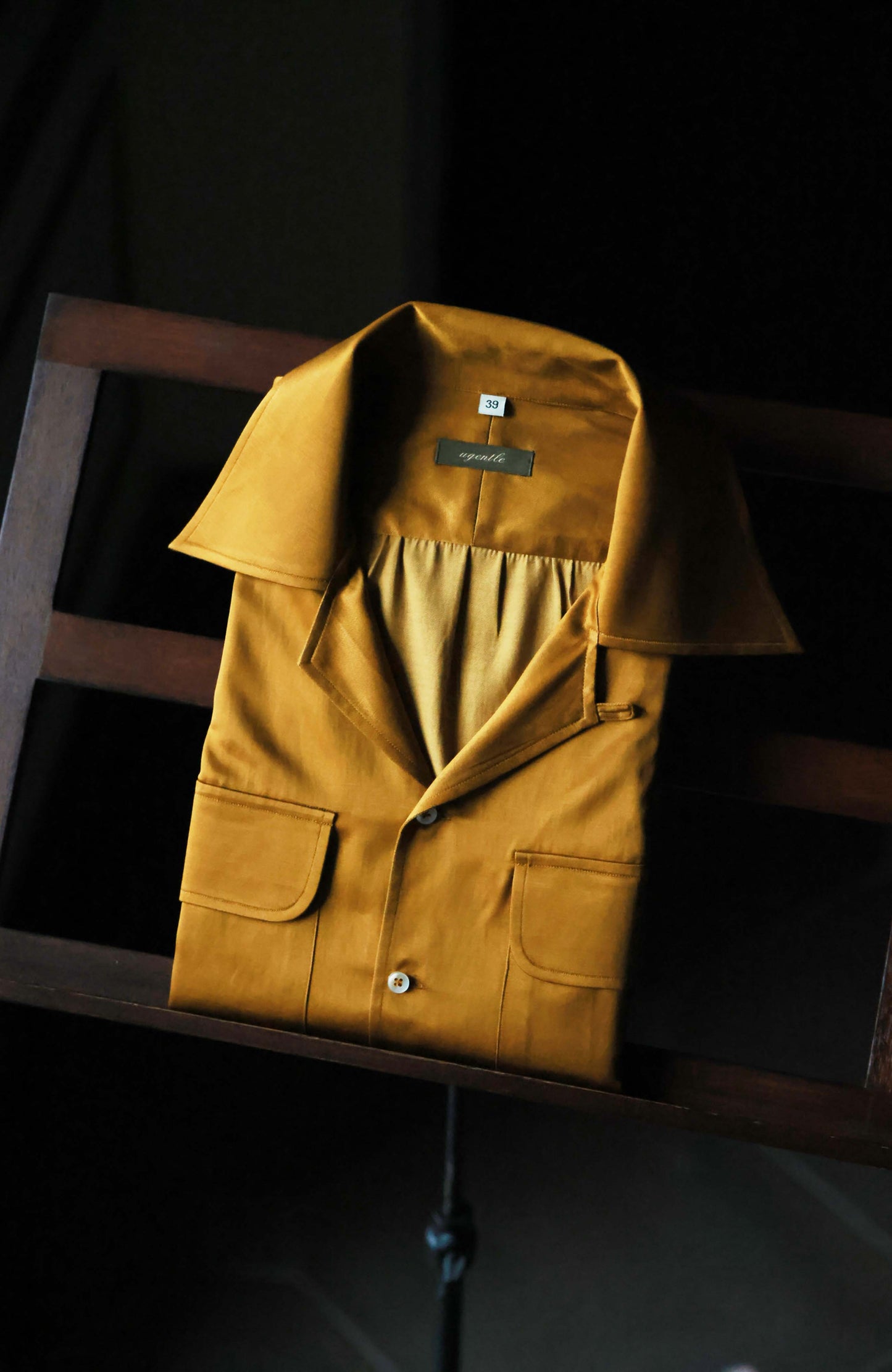 Handcrafted Cuban Collar Shirt — Floating golden