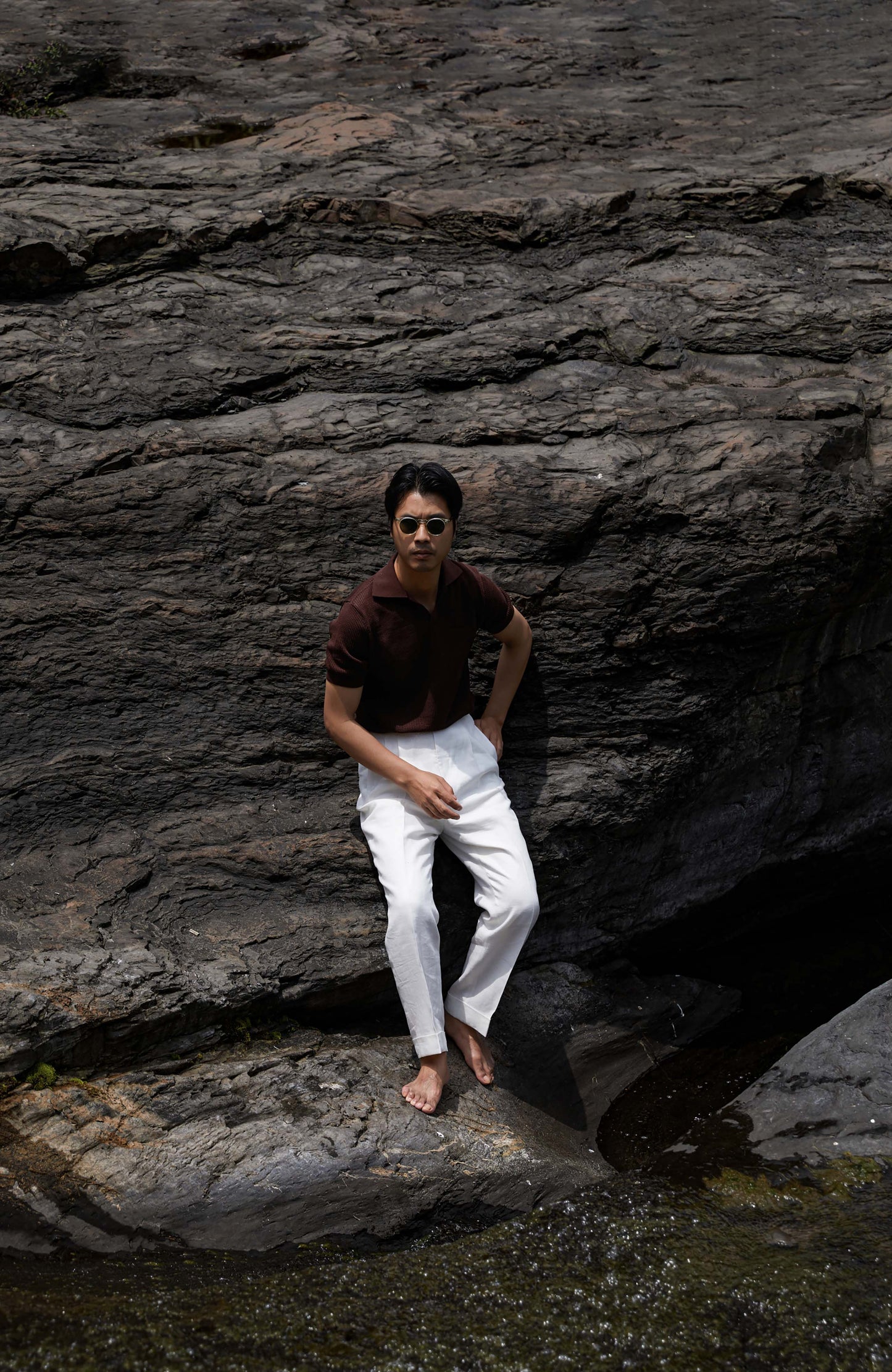 High-Twist Cotton Relaxed Short-Sleeve Polo — Canyon Brown