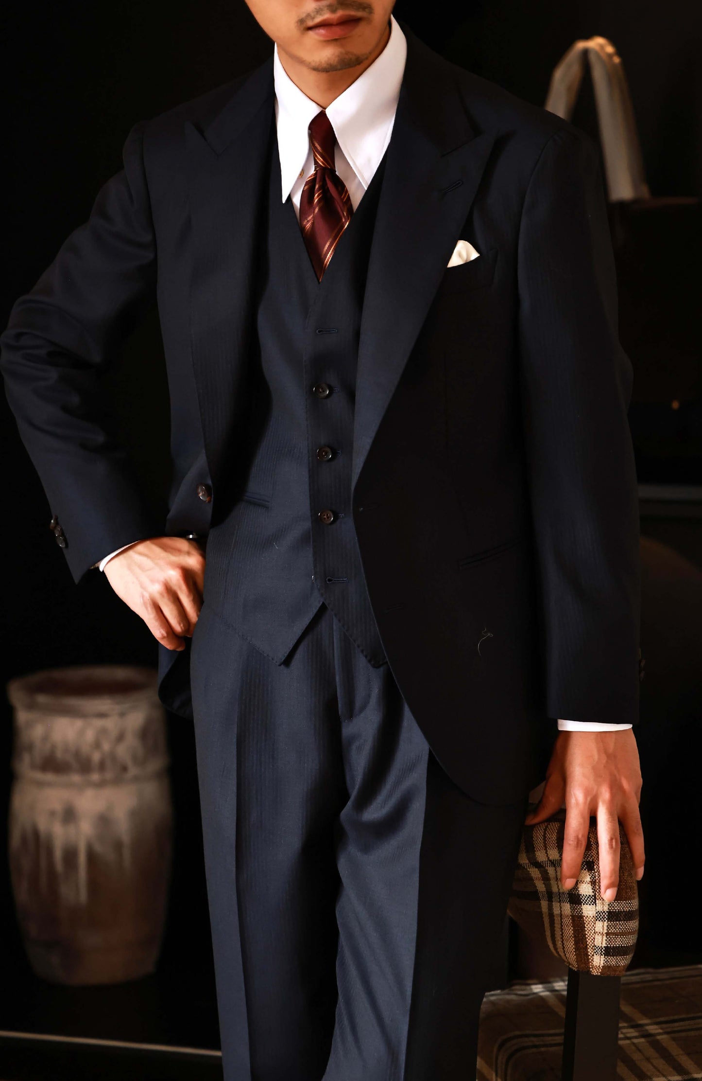 Wool-Silk Herringbone Half-Canvas Single-Breasted Suit Jacket — Abyss Blue