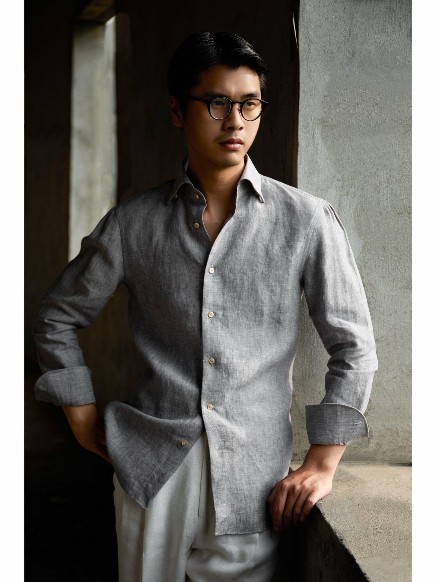Spread Collar Linen Shirt — Grey