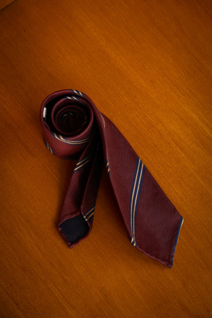 "Burger red stripes" tie 3 fold tie 