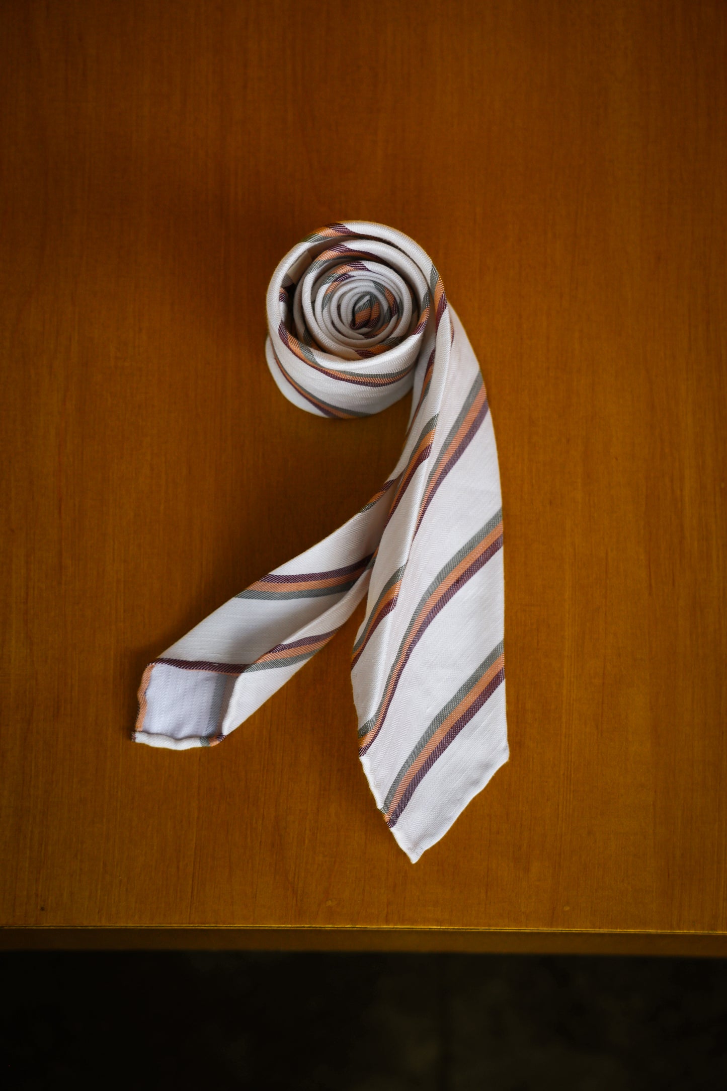 "Classic Creamy White Stripe" Tie 3 Fold Tie 