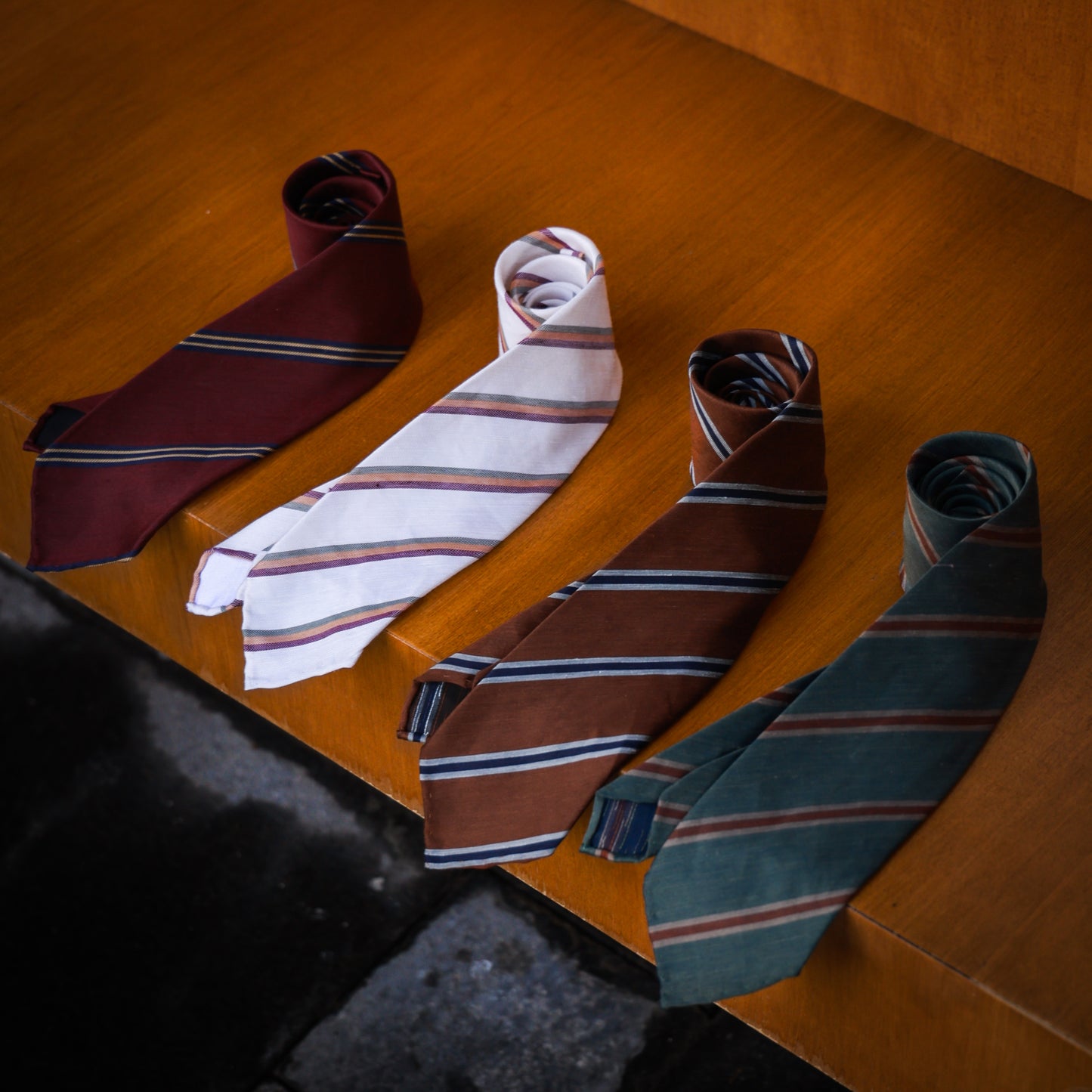 「瓦松绿条纹」领带 3 fold tie