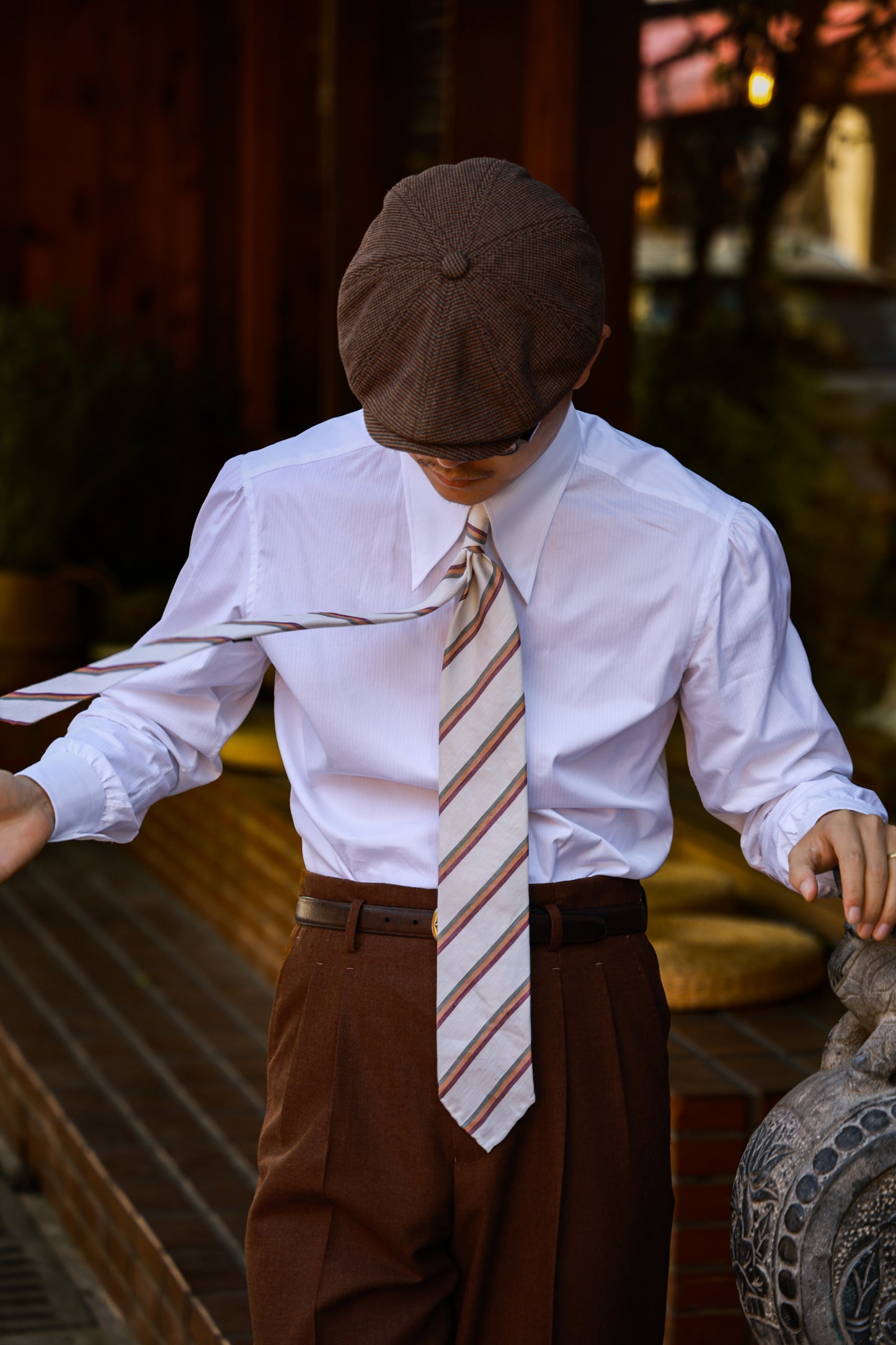 "Classic Creamy White Stripe" Tie 3 Fold Tie 