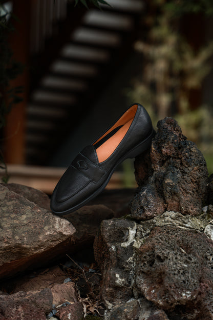 "Elegant Black" Deerskin Lychee Penny Loafer Loafers 