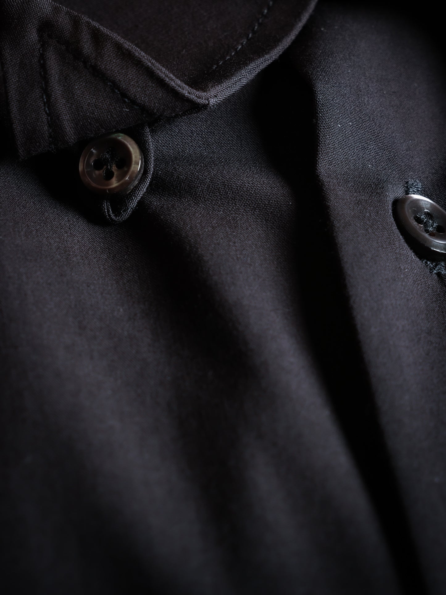 「Twilight Black」Don-Style Spread Collar Shirt