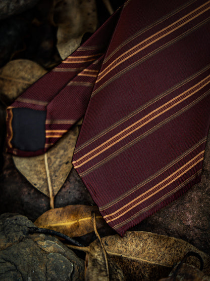 "Vintage red stripes" tie 3 fold tie 