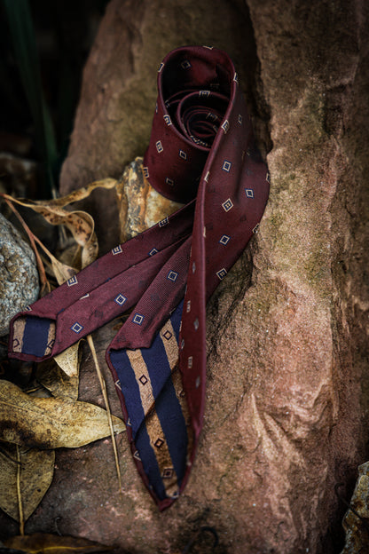 "Vintage red floral" tie 3 fold tie 