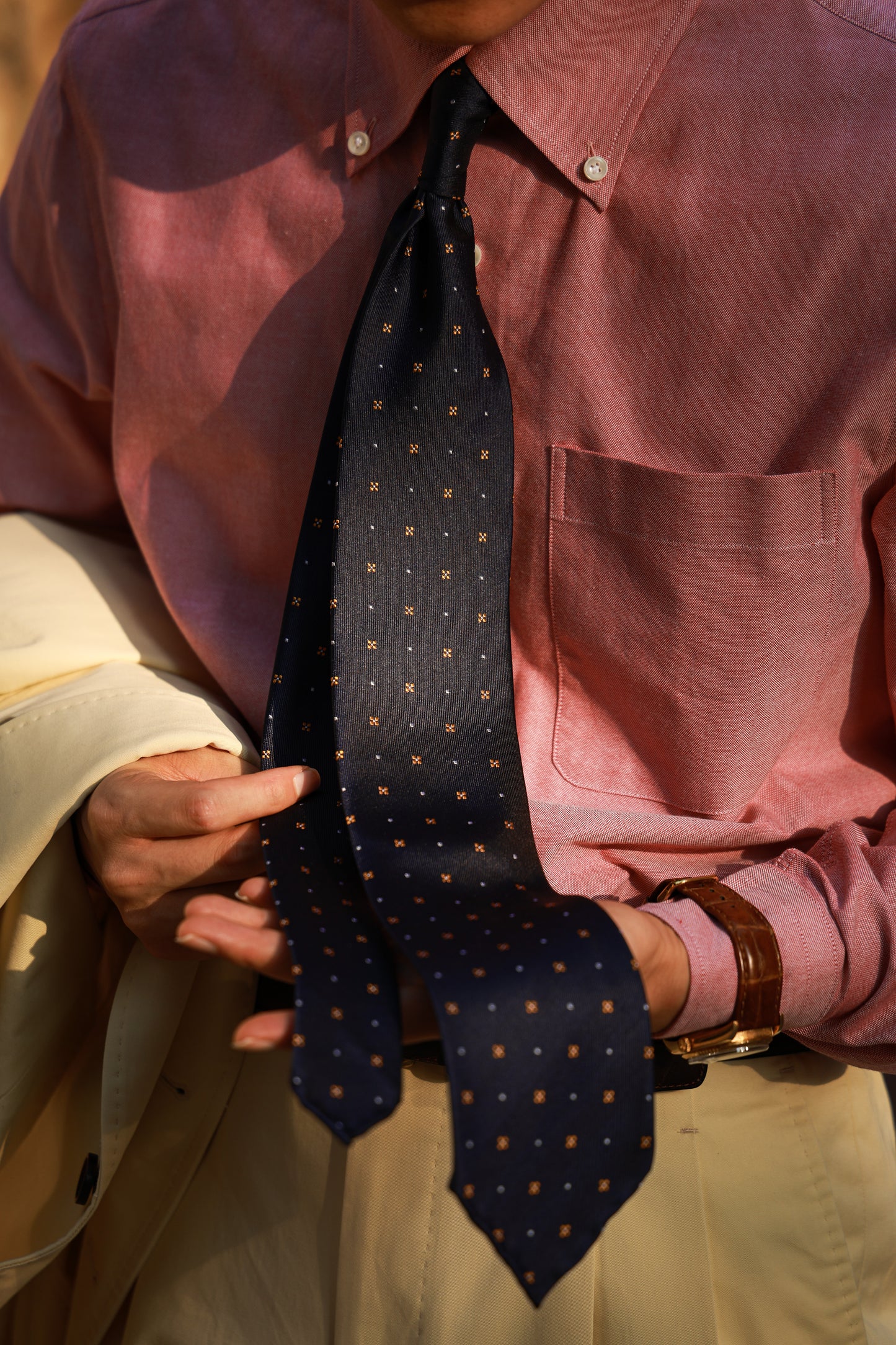 "Vintage blue floral" tie 3 fold tie 