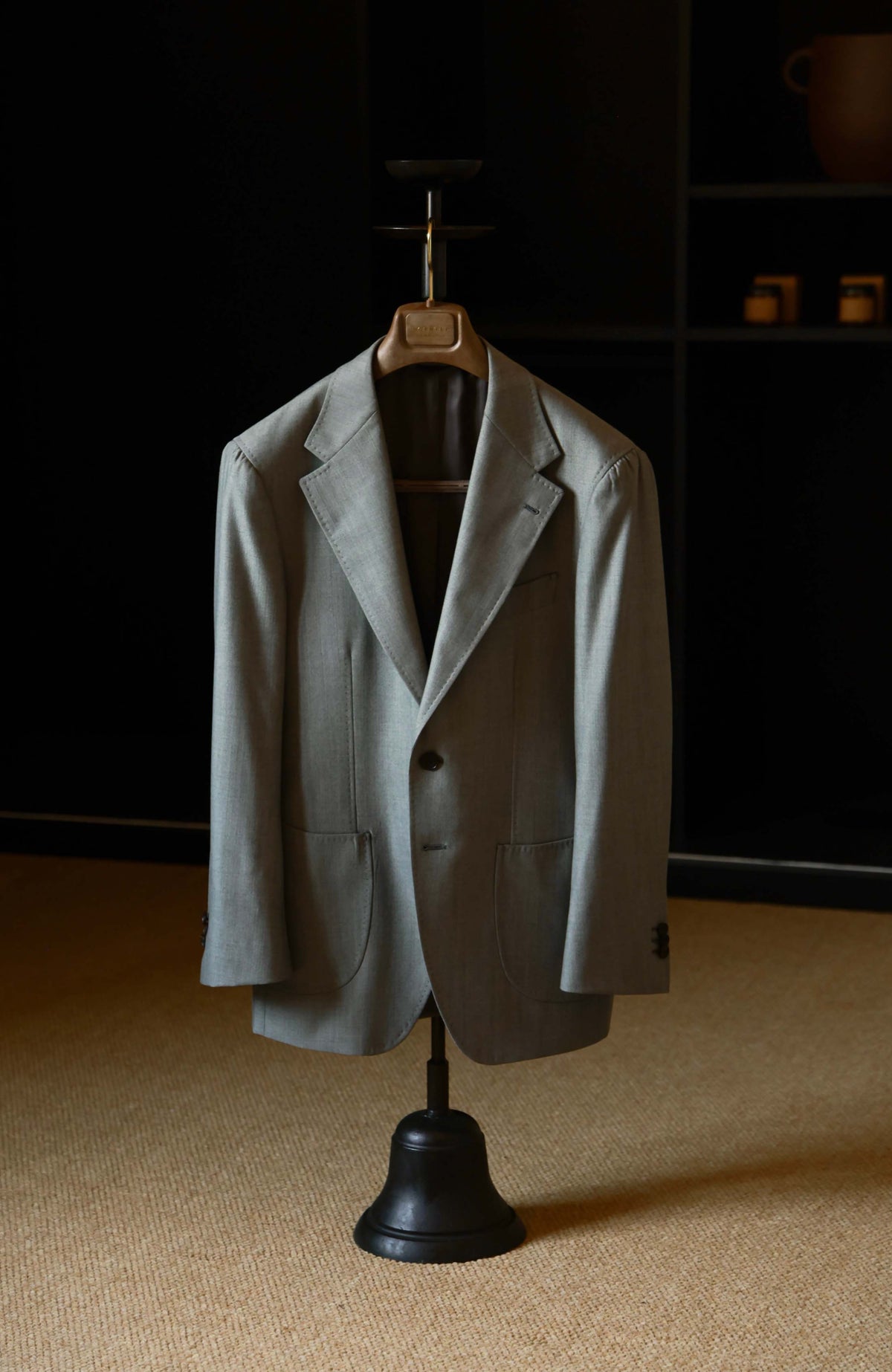 140s Merino Wool Half-Canvas Single-Breasted Suit Jacket — Stone Grey Herringbone