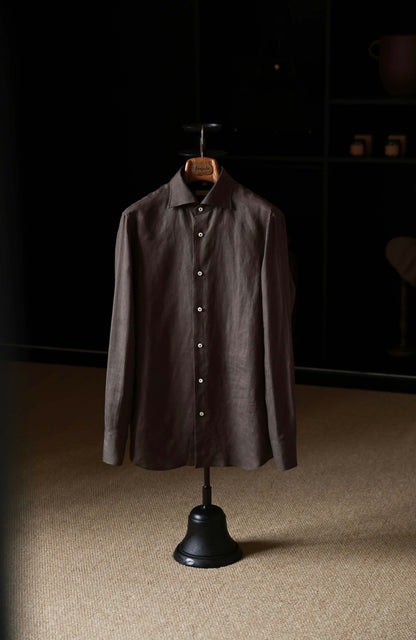 Linen Wide-Spread Collar Shirt — Driftwood Brown