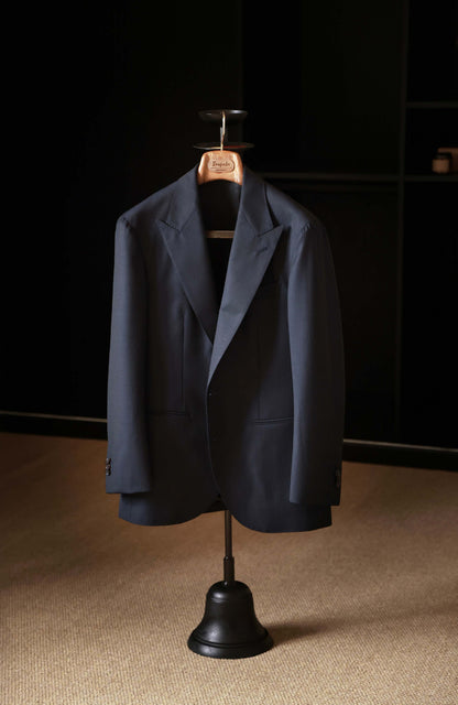 Wool-Silk Herringbone Half-Canvas Single-Breasted Suit Jacket — Abyss Blue