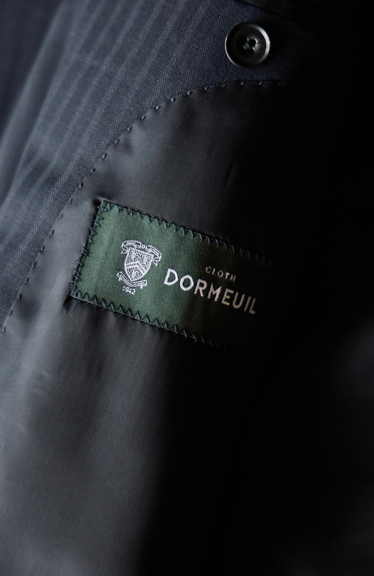 Suit Jacket with Full-Canvas and Notched Lapel(DORMEUIL)  — Pencil navy stripe