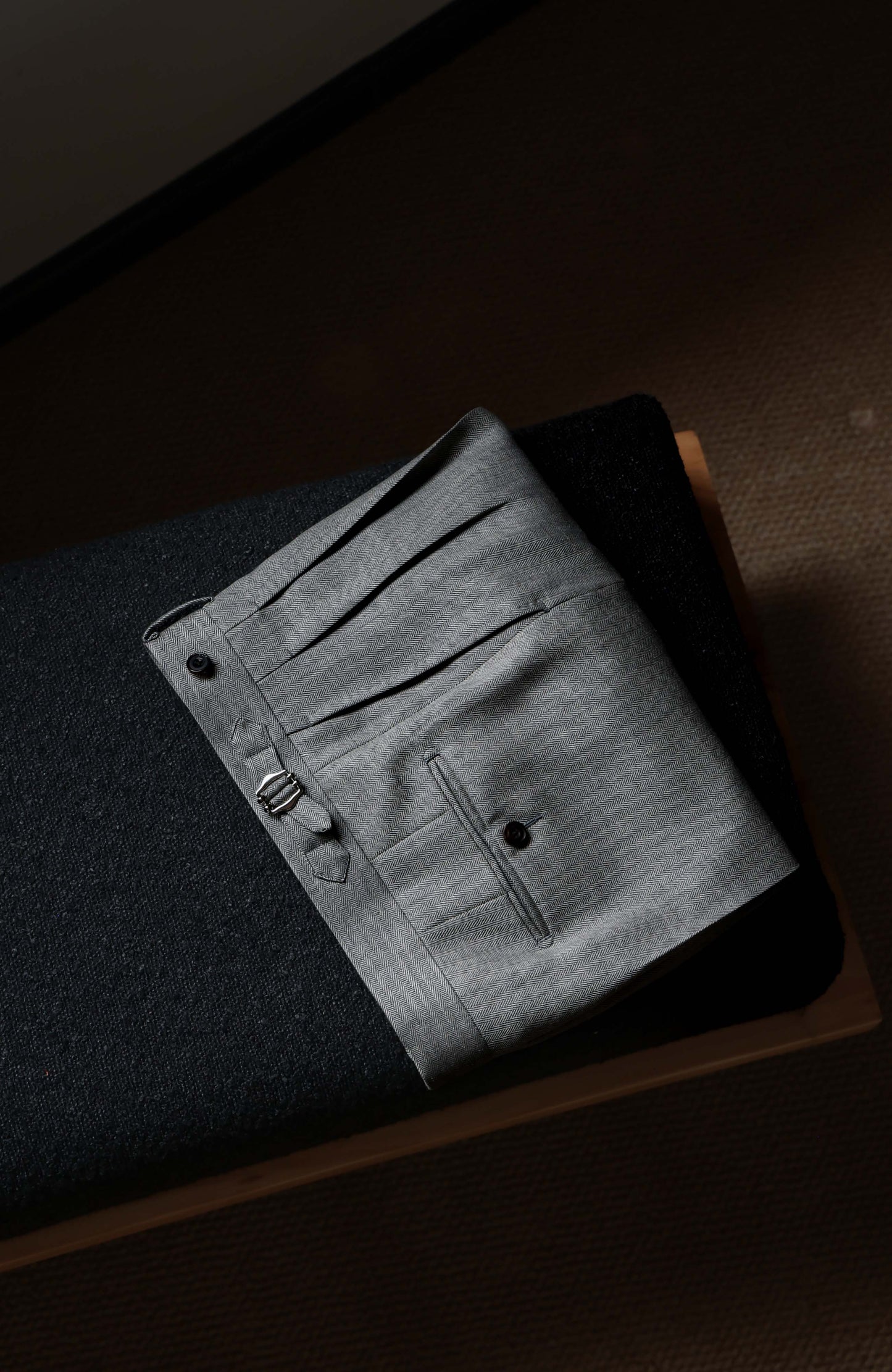 Silk-Wool-Linen Blend Herringbone High-Waisted Trousers with Side-Adjusters — Galaxy Grey