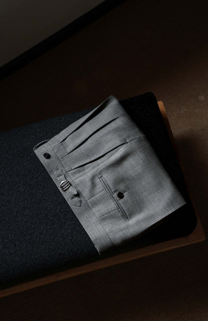 Silk-Wool-Linen Blend Herringbone High-Waisted Trousers with Side-Adjusters — Galaxy Grey